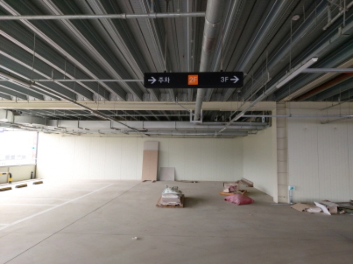 2층 주차장호 전경