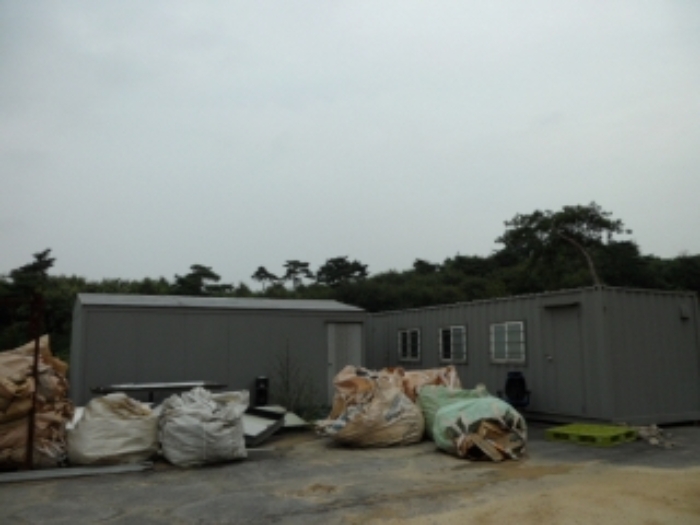 목록1 지상 제시외 3, 컨테이너