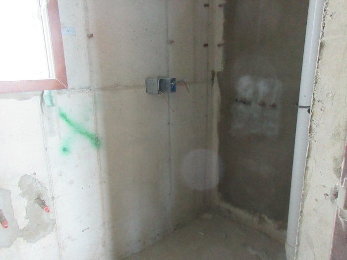 【 본 건 기호 4 - 404호 】