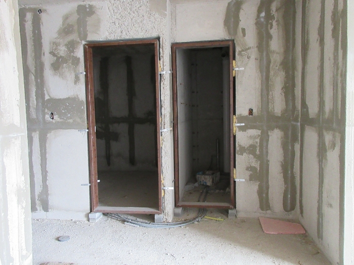 【 본 건 기호 30 - 1102호 】