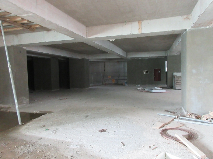 【 본 건 2층 】