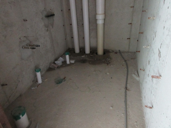 【 본 건 기호 28 - 1004호 】