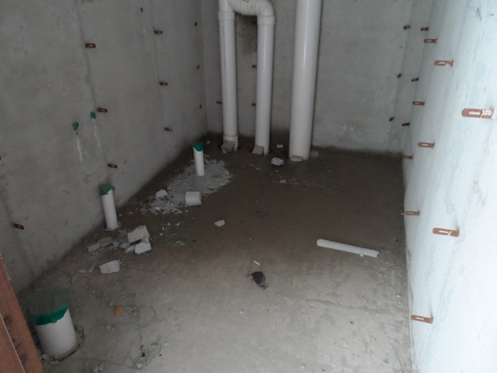 【 본 건 기호 40 - 1304호 】