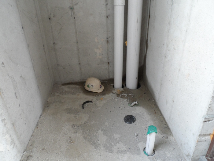 【 본 건 기호 40 - 1304호 】