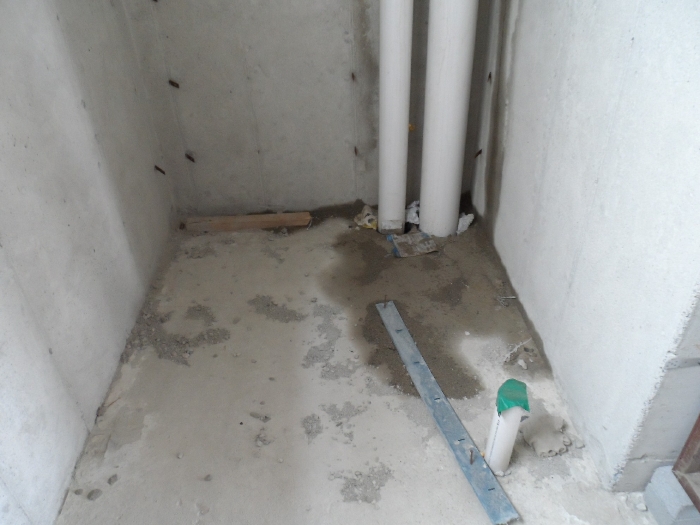 【 본 건 기호 37 - 1301호 】