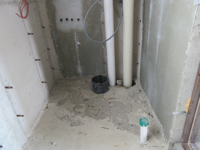 【 본 건 기호 28 - 1004호 】