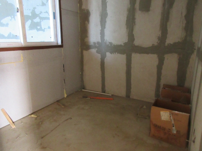 【 본 건 기호 15 - 703호 】