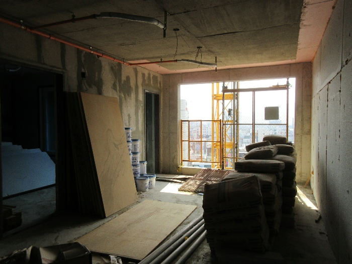 【 본 건 기호 15 - 703호 】