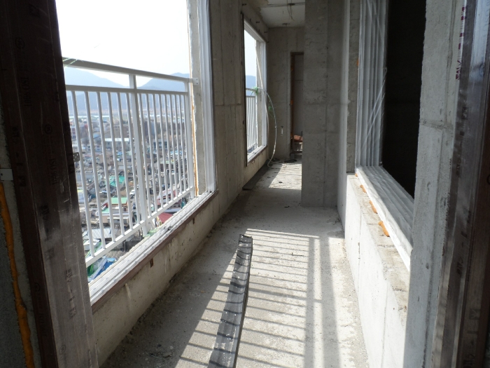 【 본 건 기호 40 - 1304호 】