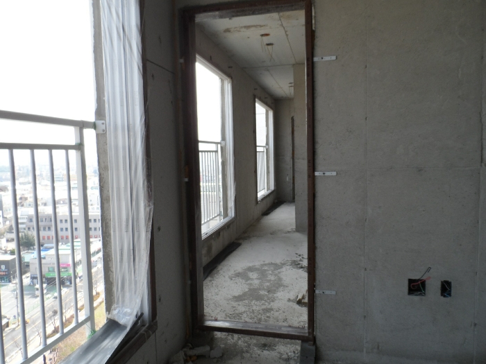 【 본 건 기호 37 - 1301호 】