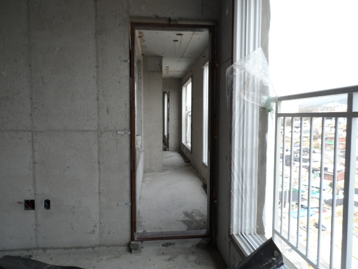 【 본 건 기호 38 - 1302호 】