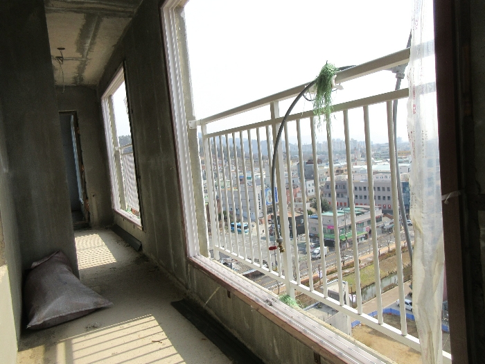 【 본 건 기호 27 - 1003호 】