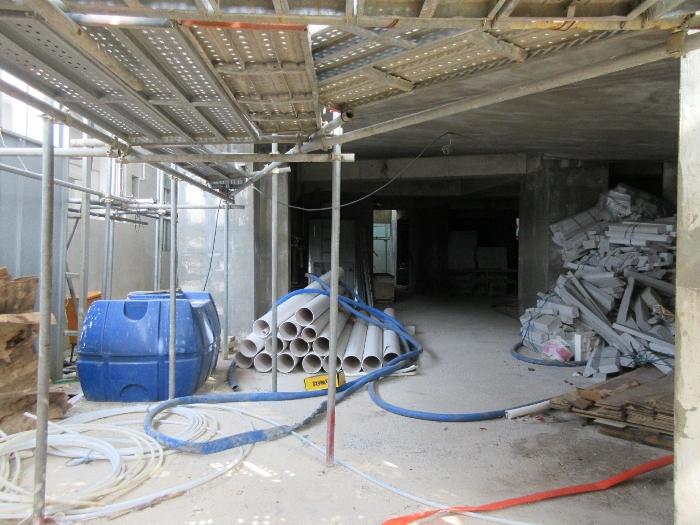 【 본 건 1층 】