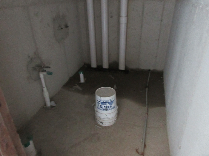 【 본 건 기호 16 - 704호 】