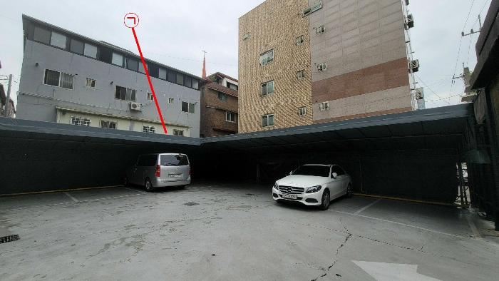 제시외 건물 ㉠