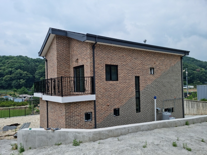 본건 북동측에서 촬영