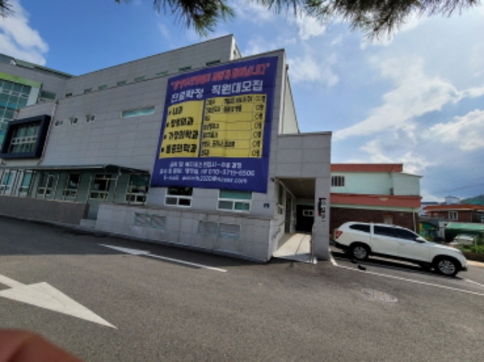 병원 우측 응급실 방면 전경