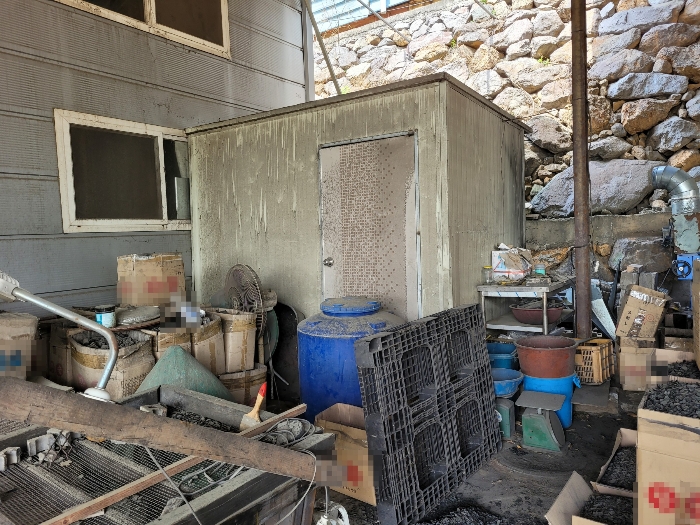 제시외 건물 ㄱ)