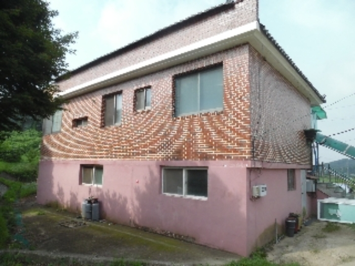 목록 1의 건물 뒷부분 모습