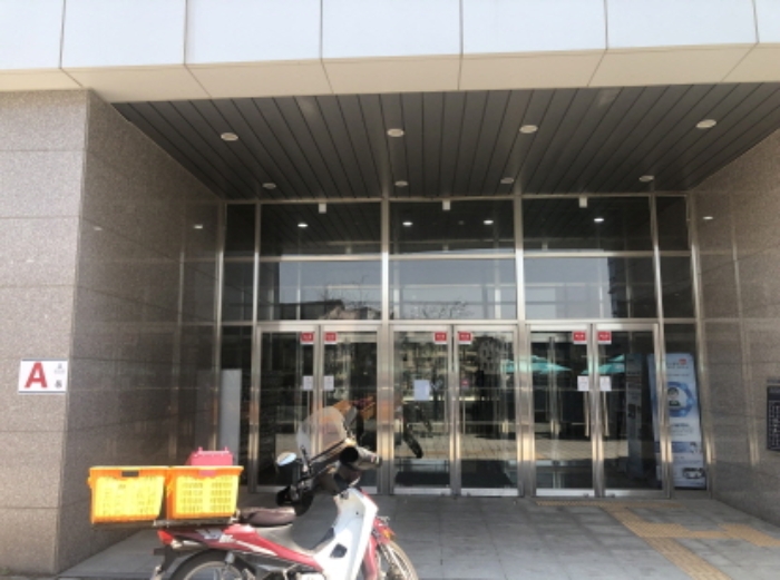 A동 공동출입구