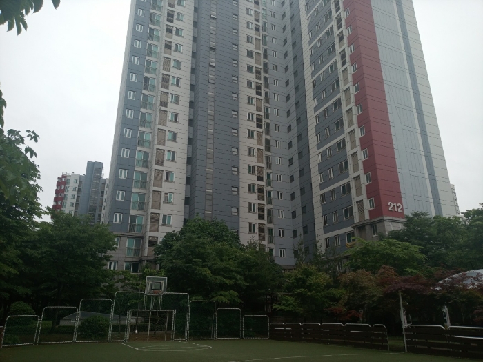 본건 북서측전경