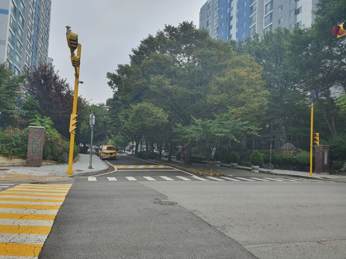 본건 단지 출입구