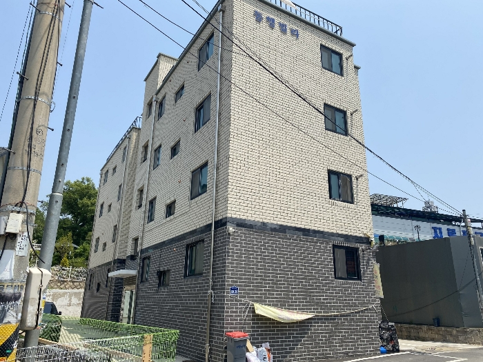 기호 1, 2 토지 및 기호 4 - 15 구분건물 전경 1