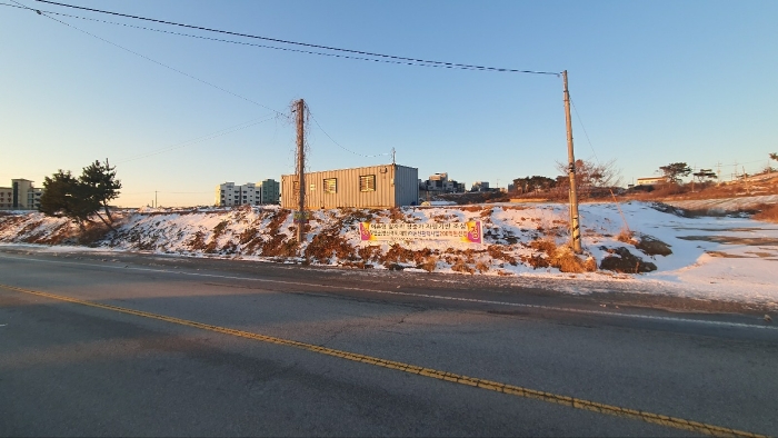 이동이 용이한 컨테이너박스(기호1 지상소재)