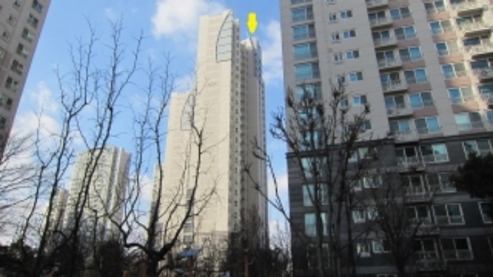 건물동을 동남동쪽에서 바라본 전경