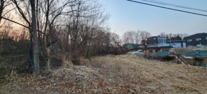 목록1.의 경계지점에 있는 전봇대