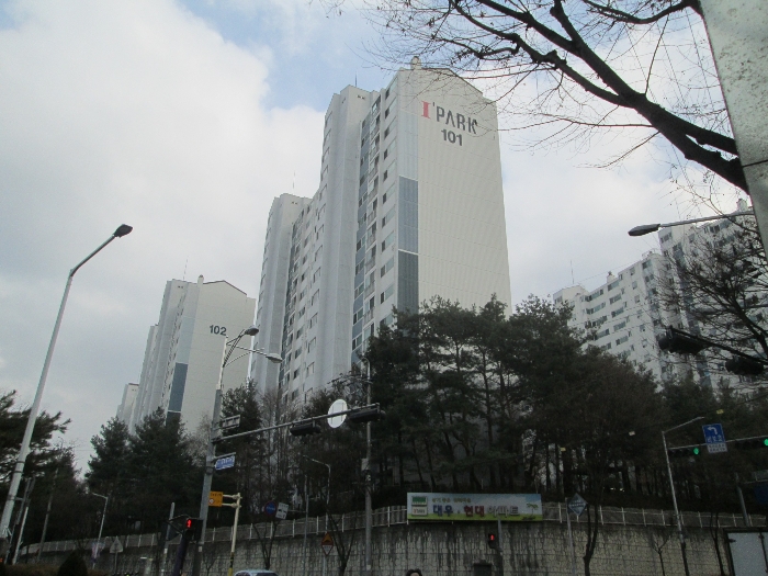 101동 전경
(북서측에서 촬영)