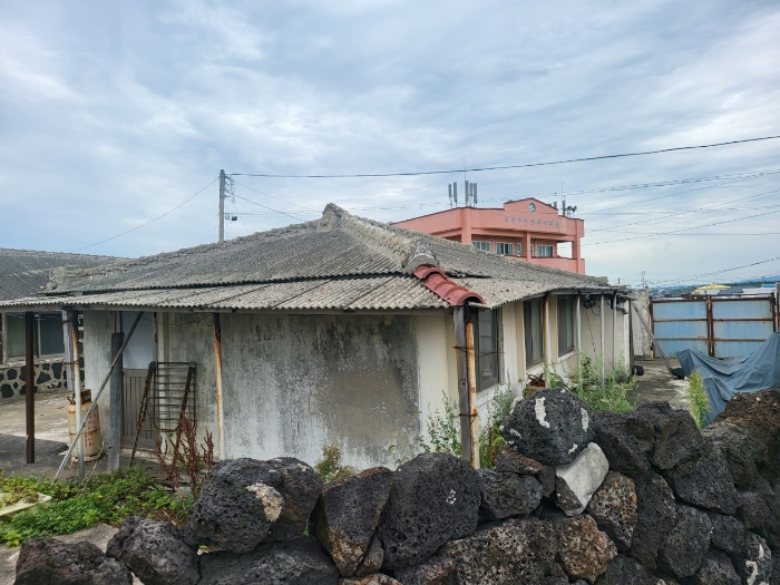 제시외건물 ㄹ,ㅁ