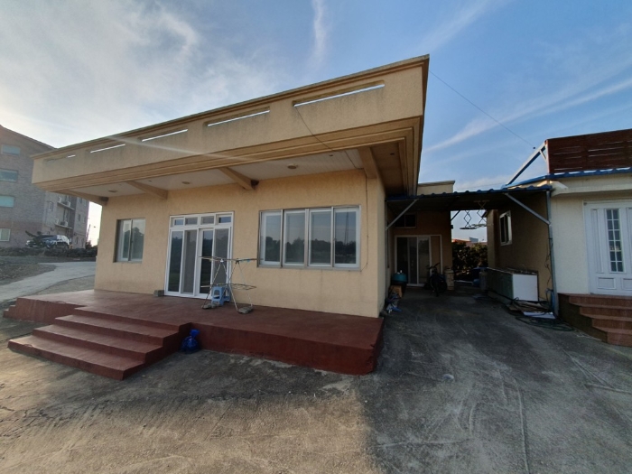 제시외 건물 ㄱ)