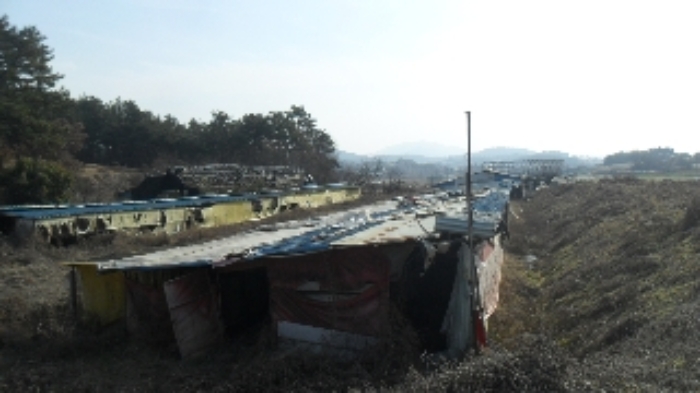 [목록 3] (제시 외) 축사 전경