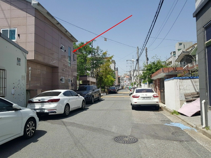 주위환경(동측에서 촬영)