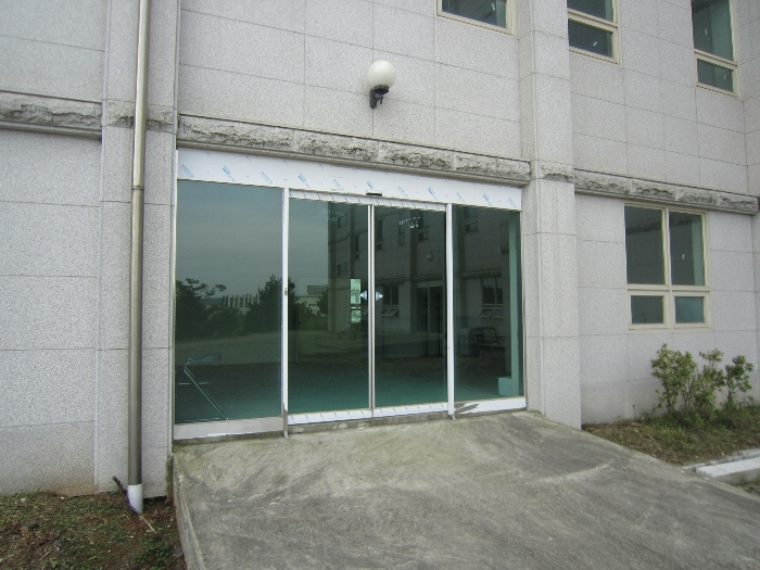 본건 기호 1 건물 출입구