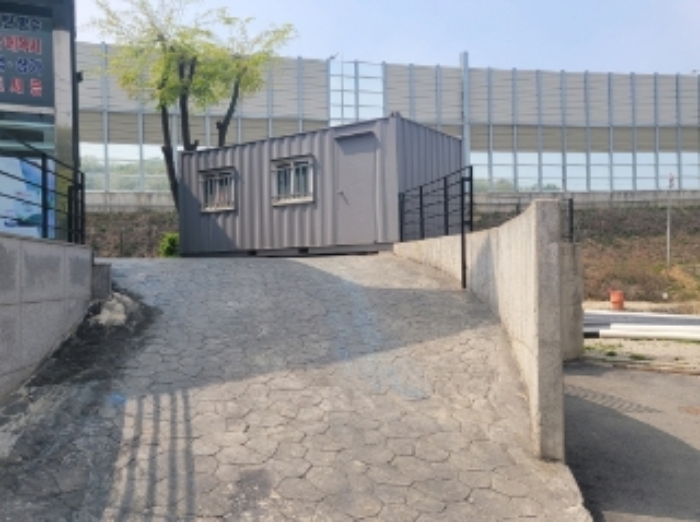 목천읍 응원리 24-1,제시외 컨테이너.
