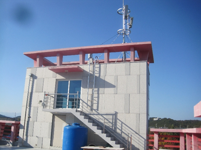 기호(2) 건물 옥상 기지국 전경