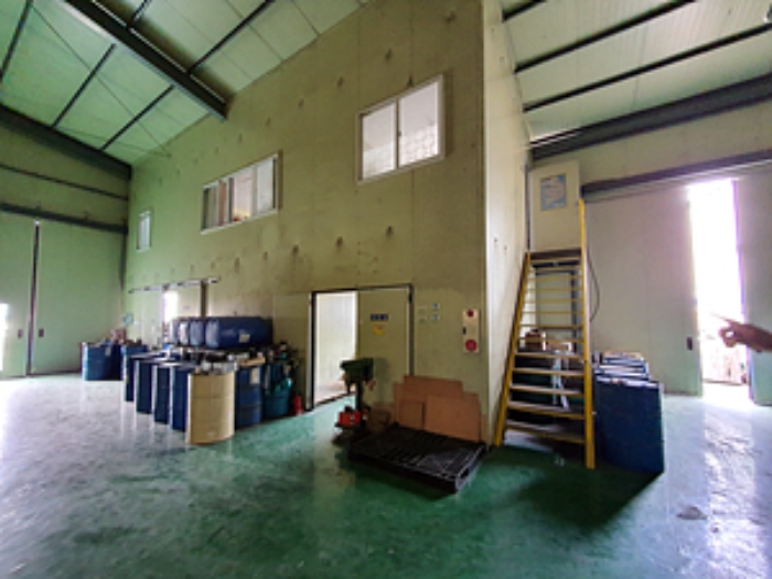 (1)2층 창고 겸 다용도실 및 실험실