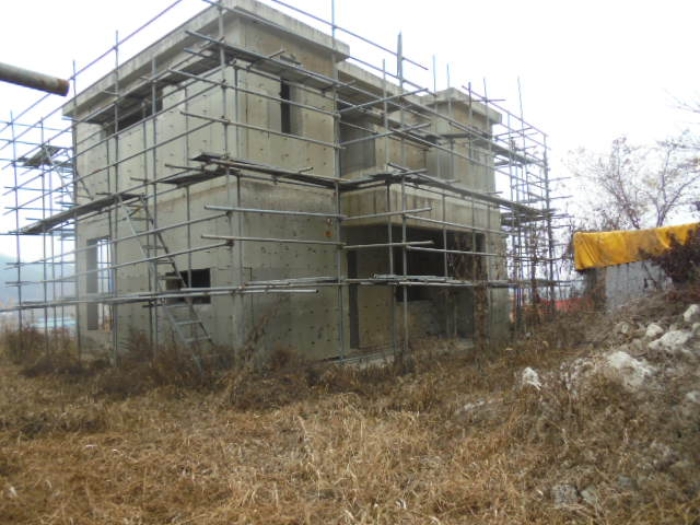 목적물 10번, 신축중인 2층 주택