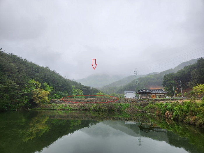 본건의 전경 [기호1-7]
동측에서 서측을 향하여 촬영