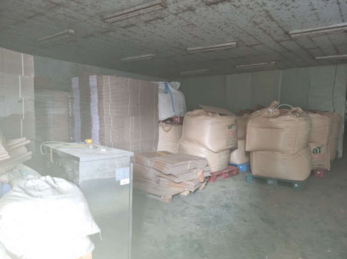 본건 부동산 목록 14 공장 건물 내부 사진