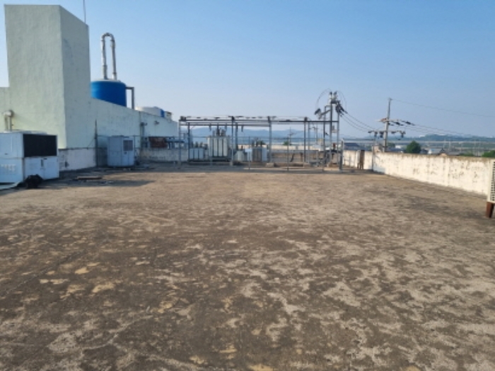 본건 부동산 목록 13 공장건물 우측 위치 저온창고 옥상 사진