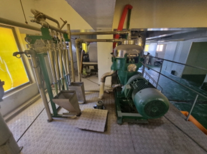 목록 13 공장건물 2층에 설치된 기계기구 사진