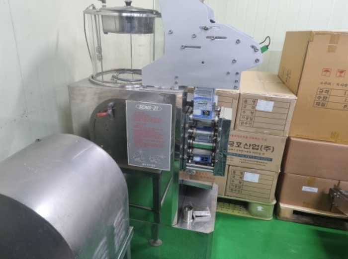 목록 13 공장건물 1층 일부 임차인 미서식품주식회사에서 설치사용하는 제시외 기계기구 사진