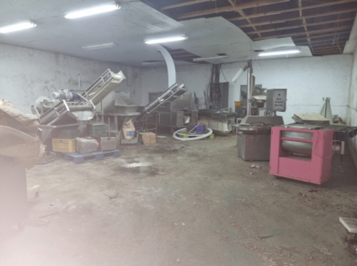 본건 부동산 목록 14 공장 건물 내부 사진