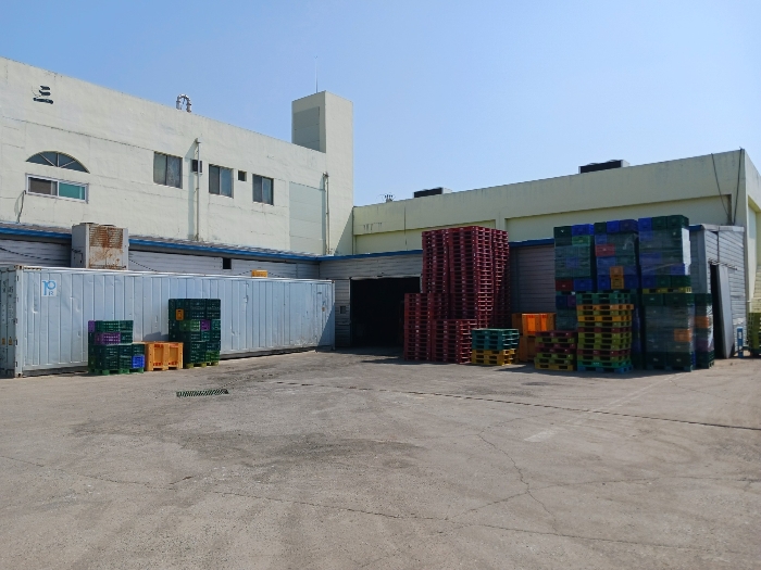 기호(13) 및 제시외건물 ㉠ 근경