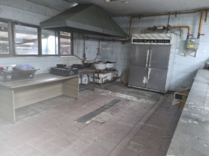 본건 부동산 목록 13 공장건물 2층 식당 사진