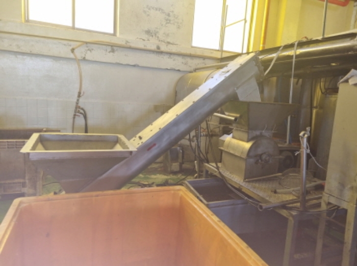 목록 13 공장건물 2층에 설치된 기계기구 사진