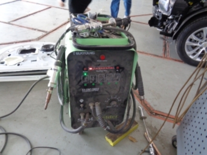 공장 및 광업재단 저당법 제6조 기계기구 10.(스포트용접기) -1-